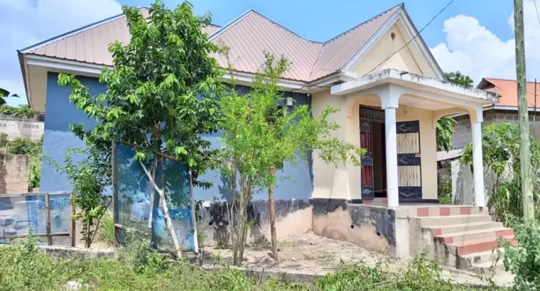 NYUMBA,VYUMBA VITATU(3) TSHS.30 MIL. MAKABE