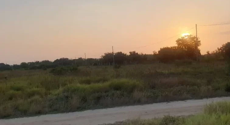 10 ACRES CLIFF-BEACH-FRONT PLOT AT MAPINGA.