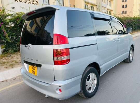 TOYOTA NOAH (NEW MODEL)# DKG