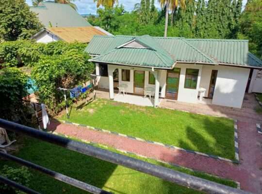 4 BDRM DOUBLE STOREY POOL-HOUSE, At PUGU