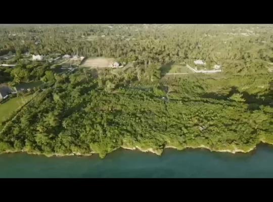 19 ACRES CLIFF-BEACH-LAND AT UZI ZANZIBAR