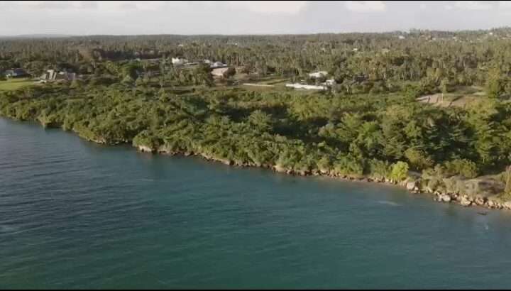 19 ACRES CLIFF-BEACH-LAND AT UZI ZANZIBAR
