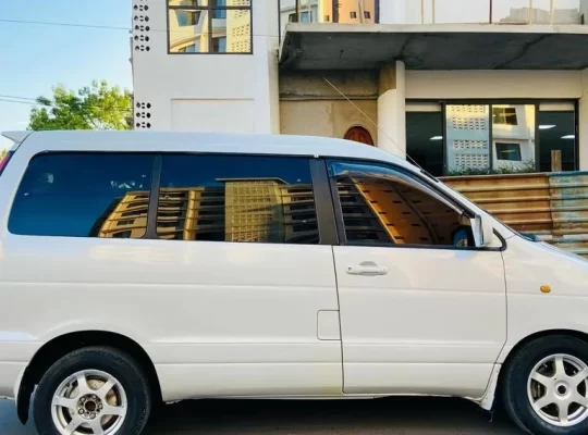 TOYOTA NOAH OLD MODEL, NO. DDF IN DAR