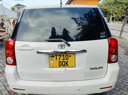 TOYOTA RAUM, NO. DQK IN DAR