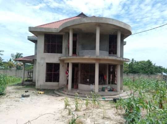 5 BDRMS TITLED SEMI-FINISHED HOUSE AT PUGU HILLS