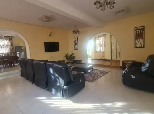 5 BDRM GORGEOUS HOME AT MAJENGO, ARUSHA