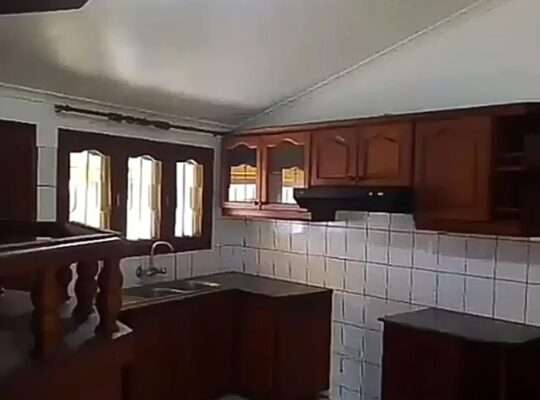 5 BED-ROOMS UNFURNISHED HOME AT MIKOCHENI B.