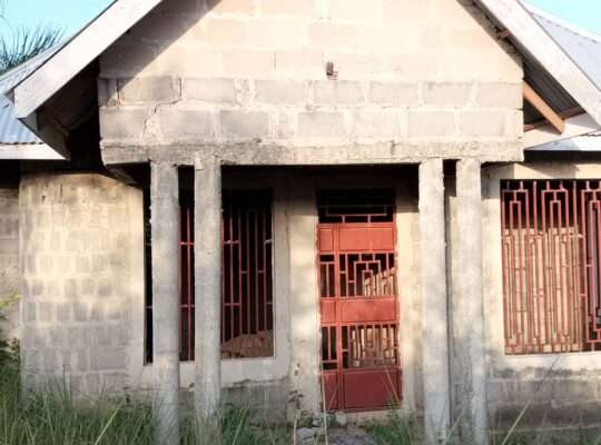 YAKUMALIZIA UJENZI,VYUMBA 3,MBEZI MALAMBA MAWILI