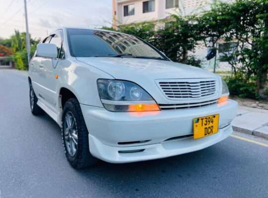 TOYOTA HARRIER, # DCR, TSHS.14 MIL.