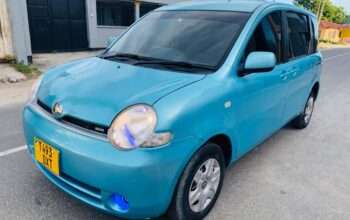 TOYOTA SIENTA, # DXT, TSHS.10 MIL. IN DAR.