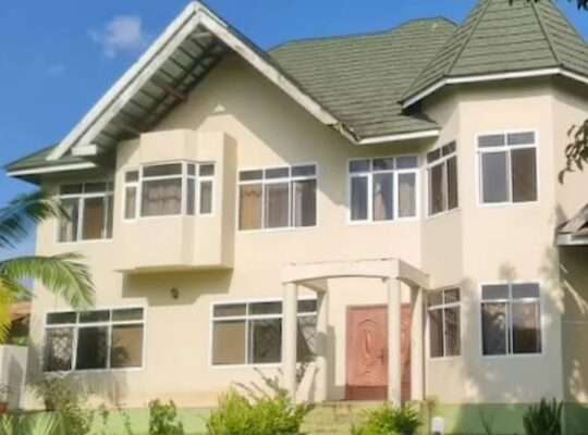 7 BDRM STYLISH HOME AT NJIRO, ARUSHA