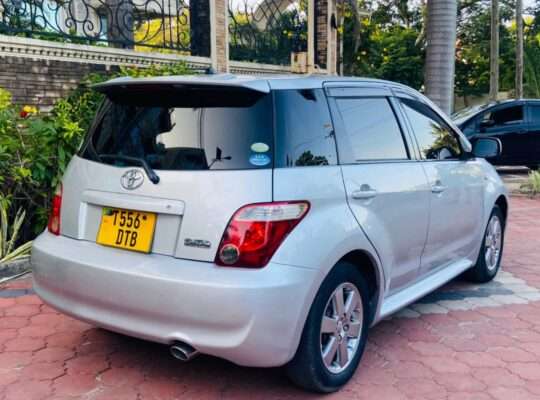 TOYOTA IST, # DTB, TSHS.13.5 MIL IN DAR.