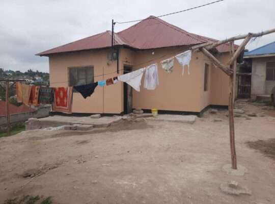 NYUMBA YA VYUMBA 7, MBEZIJUU/AFRICANA MAGENGENI