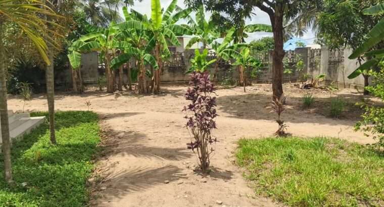 YA VYUMBA 3 NA MABANDA 6, INAUZA NA BANK,MBANDE