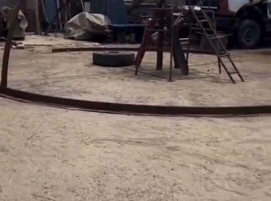 KIWANJA SQM.1,350 BIASHARA NA MAKAZI,SINZA-E.