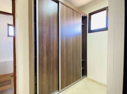 6 BDRMS UNFURNISHED VILLA ON TOURE DRIVE, MASAKI