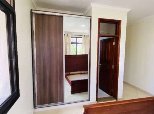 6 BDRMS UNFURNISHED VILLA ON TOURE DRIVE, MASAKI