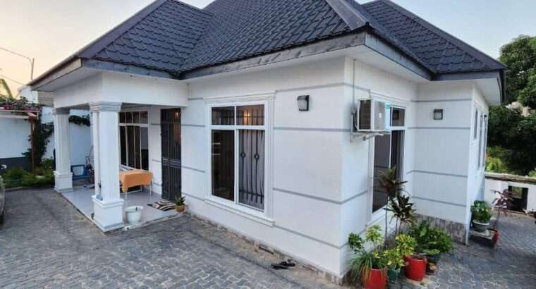 NYUMBA MPYA VYUMBA VINNE (4) MBEZI AFRIKANA JUU