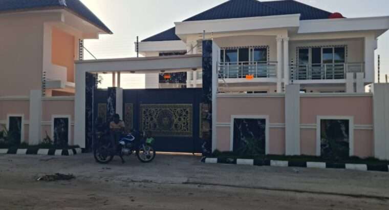 GHOROFA MPYA YENYE SWIMING POOL, ROOM 7, KITONGA