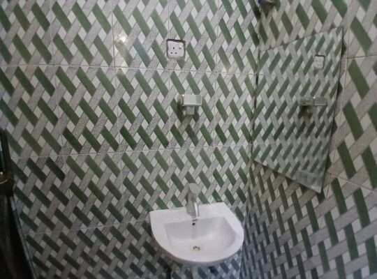 NYUMBA VYUMBA VINNE (4) MOSHI-BAR, UKONGA