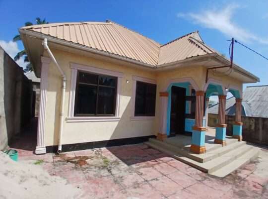 NYUMBA VYUMBA VINNE (4) MOSHI-BAR, UKONGA