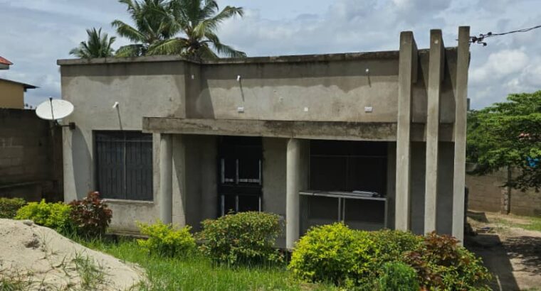 NYUMBA YENYE HATI, VYUMBA 3,GOBA NJIA NNE