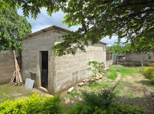 NYUMBA YENYE HATI, VYUMBA 3,GOBA NJIA NNE