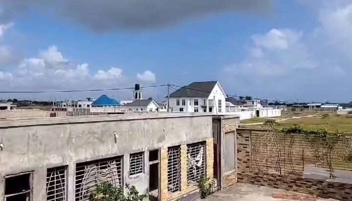 APARTMENTS 9, TSHS.230 MILIONI,KIGAMBONI.