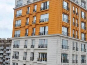 For Sale: 3 BDRM FURNISHED APT, $280k AT KARIAKO