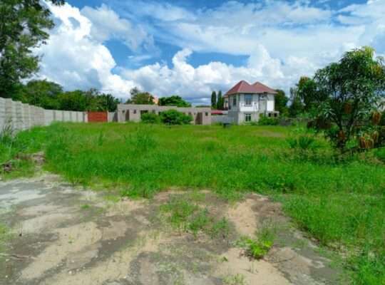 NYUMBA MBILI ,KIWANJA SQM.3,000,KILUVYA KWAKOMBA