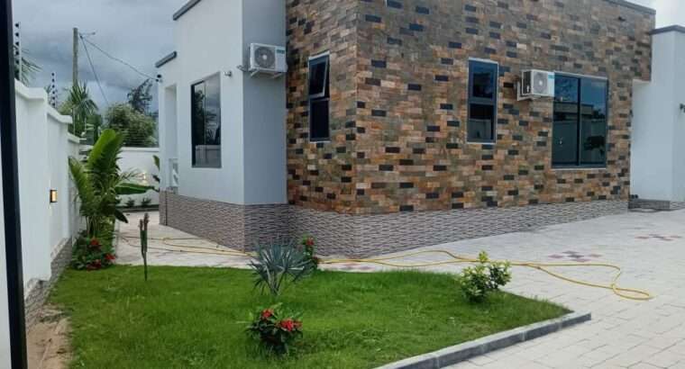 NYUMBA MPYA YA KISASA, VYUMBA VITATU (3) MADALE.