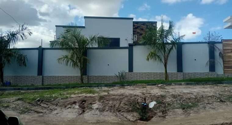 NYUMBA MPYA YA KISASA, VYUMBA VITATU (3) MADALE.