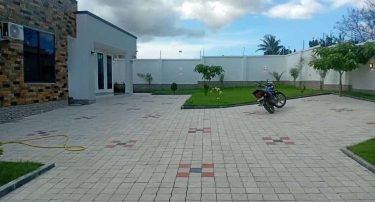 NYUMBA MPYA YA KISASA, VYUMBA VITATU (3) MADALE.