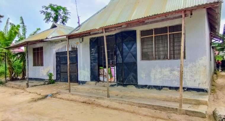 NYUMBA, VYUMBA VITATU (3) KINYEREZI-LIMBANGA