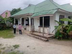NYUMBA INAUZWA NA BANK, ULONGONI-B,GONGOLAMBOTO.