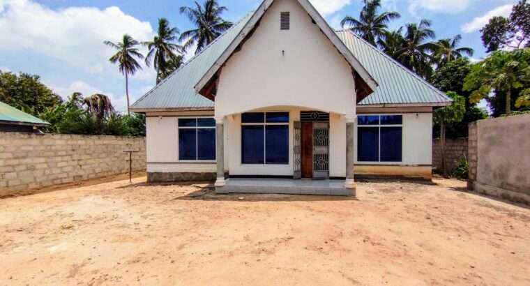 NYUMBA YENYE VYUMBA VITATU (3) PUGU KONA.