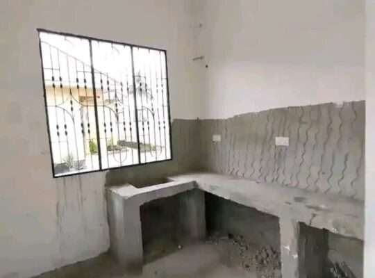 NYUMBA-TATU PAMOJA, MAJOHE-VIWEGE/GONGOLAMBOTO.