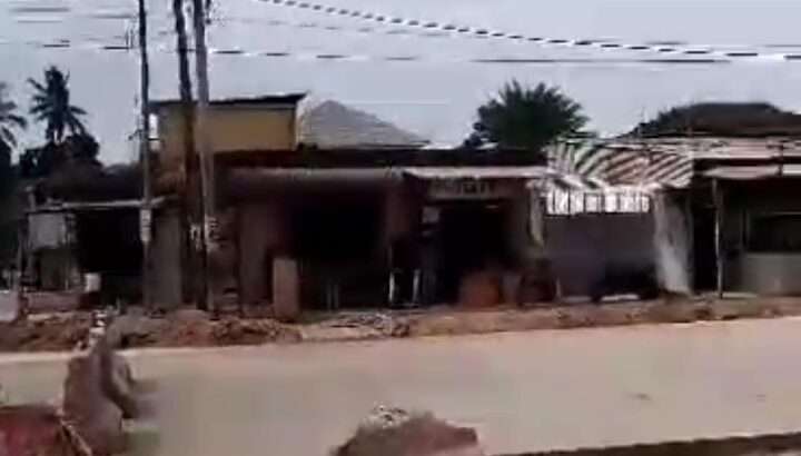 NYUMBA YA BIASHARA, TSHS.520 MIL. ILALA BUNGONI.