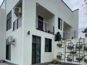 GOROFA YA-KISASA, VYUMBA VINNE(4) GOBA-KULANGWA.