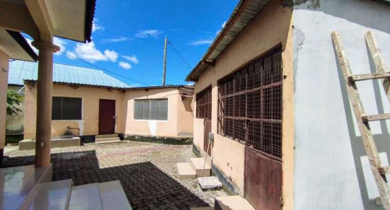 YAKISASA,IMESHUSHWA BEI,KITUNDA-KIVULE,