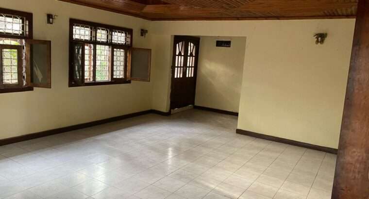 NYUMBA YENYE VYUMBA VITATU (3) KINONDONI-STUDIO