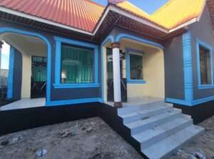 NYUMBA MPYA, VYUMBA VITATU (3) MBAGALA CHAMAZI