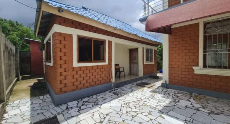 GHOROFA YA KISASA,VYUMBA VITANO (5)MTONI KIJICHI