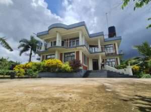 GHOROFA YA KISASA,VYUMBA VITANO (5)MTONI KIJICHI