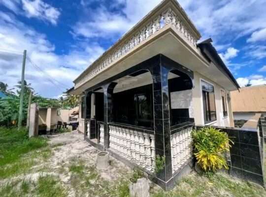 NYUMBA YA VYUMBA VITATU (3)KIBAMBA SHULE/HONDOGO