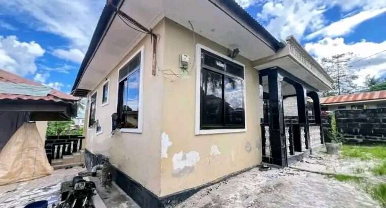 NYUMBA YA VYUMBA VITATU (3)KIBAMBA SHULE/HONDOGO