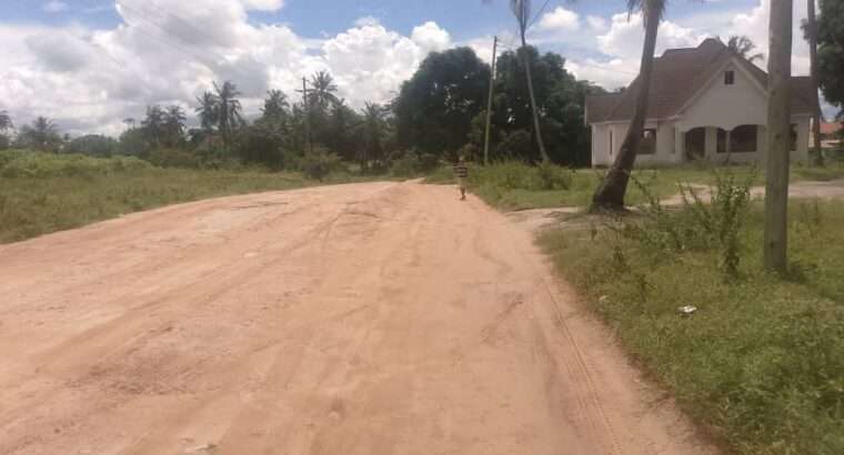 KIWANJA SQM.500/BANDA, LA BANK,PUGU KINYAMWEZI