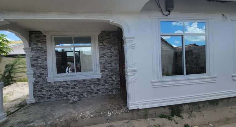 NYUMBA YENYE VYUMBA VINNE(4) MBAGALA-KINGUGI.