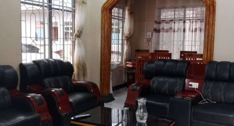 YA VYUMBA VITATU (3) CHANIKA KWA MAKAMU WA RAIS.