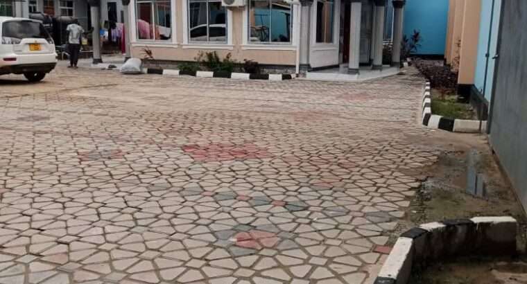 YA VYUMBA VITATU (3) CHANIKA KWA MAKAMU WA RAIS.